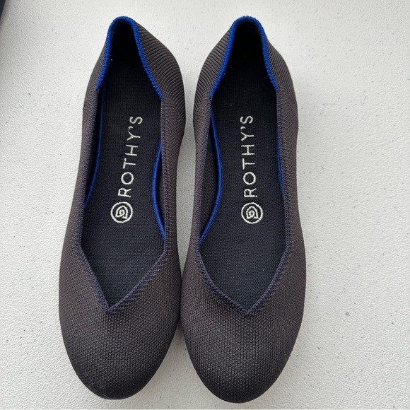 Rothy’s woman’s flats - Picture 4 of 10
